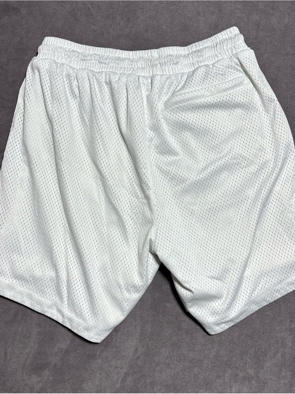 Kith Curtis Mesh Shorts White Script Logo Patch Gym Casual Men's Size Medium - Picture 9 of 13